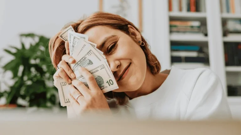 5 Simple but Guaranteed Ways to Make Money with AI as a Complete Beginner! (Make $4500/Month) - GroInsights